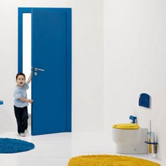 Galerie foto: o minunata amenajare de baie pentru copii pe albastru si galben